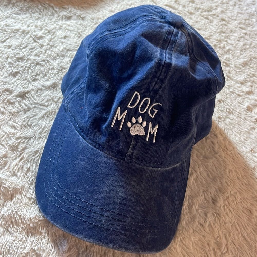 David and Young dog mom hat